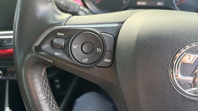 Vauxhall Crossland 1.2 Turbo [130] SRi Nav 5dr Petrol Hatchback